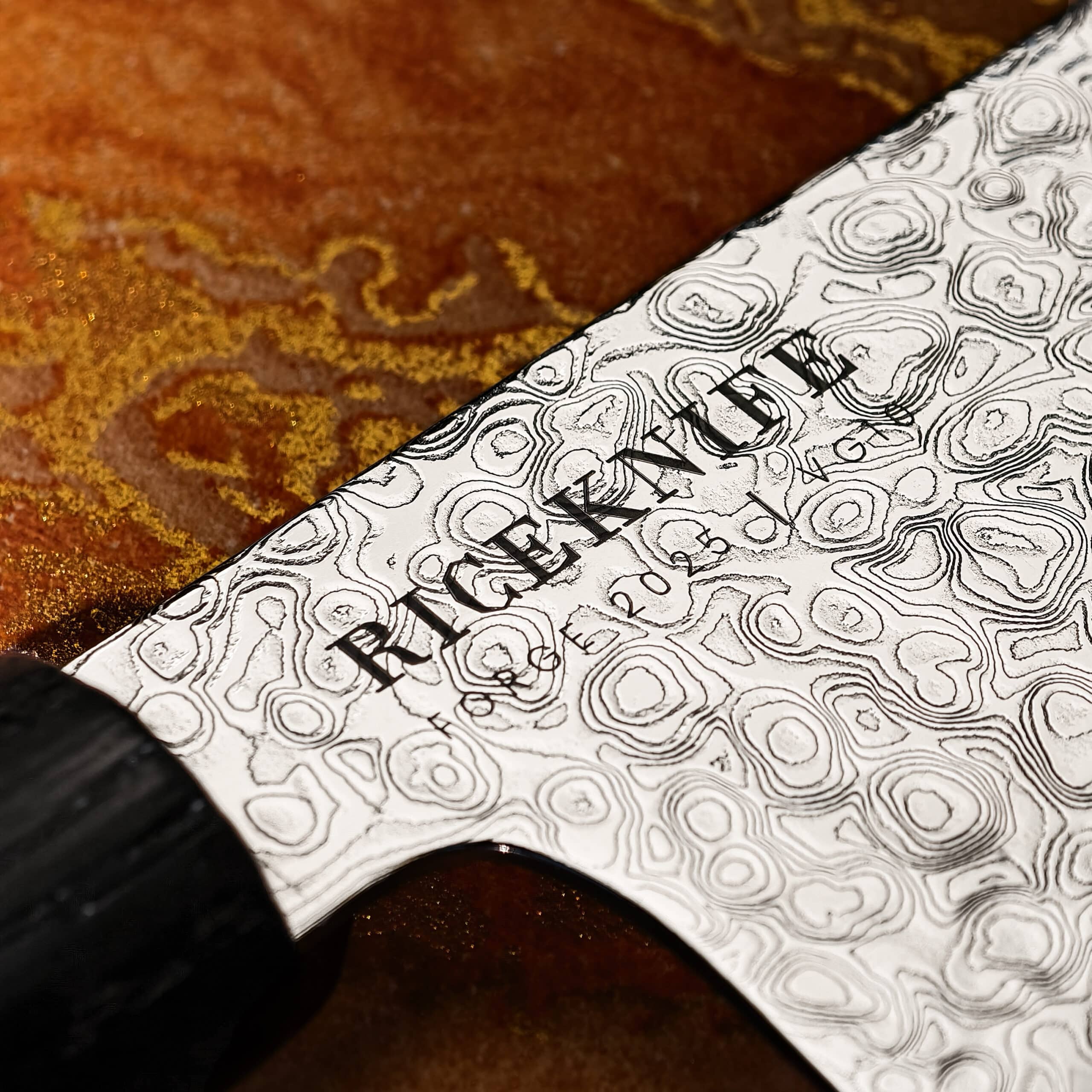 FORGE - Loss and Gain -Damaskus Santokukniv - Image 4